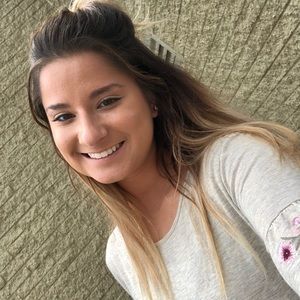 Meet your Posher, Savannah